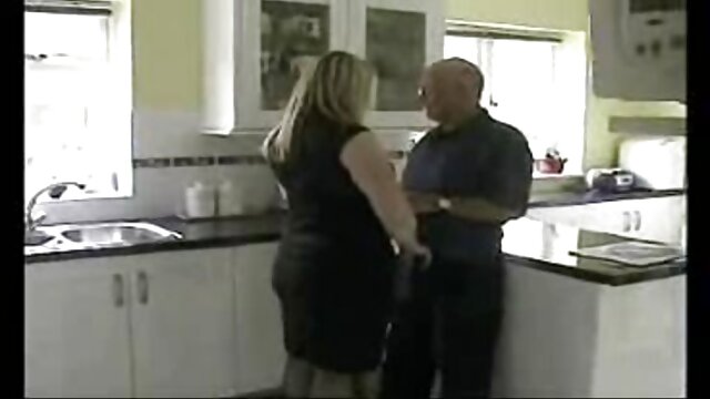 セクシーなジューシーなママはblowjob av ごっくん 動画